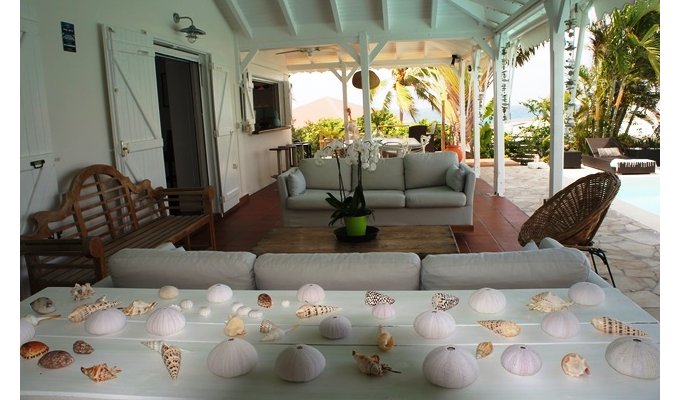 Location Villa  haut de gamme en Guadeloupe  avec piscine privative et Vue mer