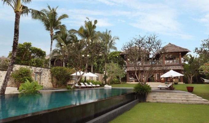 Indonesie Bali Location Villa Canggu au bord de mer avec piscine privée et personnel