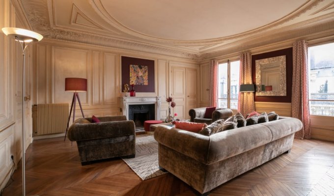 Location Appartement Luxe Paris Champs Elysees Duplex 8mns à pied du Grand Palais