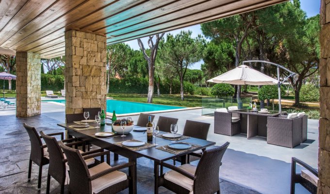 Location Villa Luxe Algarve Vilamoura sur le parcours de Golf avec personnel, piscine privée, hammam, cinéma et salle de jeux