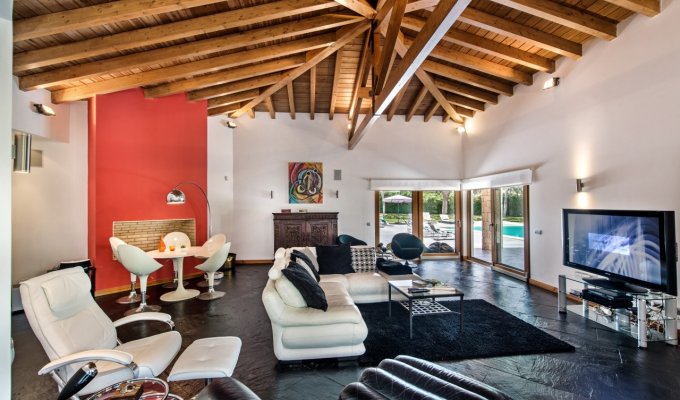 Location Villa Luxe Algarve Vilamoura sur le parcours de Golf avec personnel, piscine privée, hammam, cinéma et salle de jeux