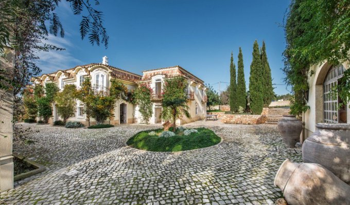 Location Villa Luxe Algarve Vilamoura près de Quinta do Lago avec personnel