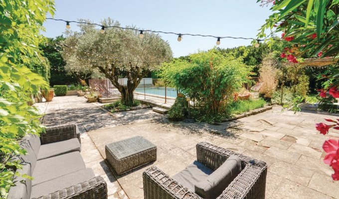 Isle sur la Sorgue location villa Provence avec piscine privee