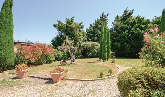 Isle sur la Sorgue location villa Provence avec piscine privee