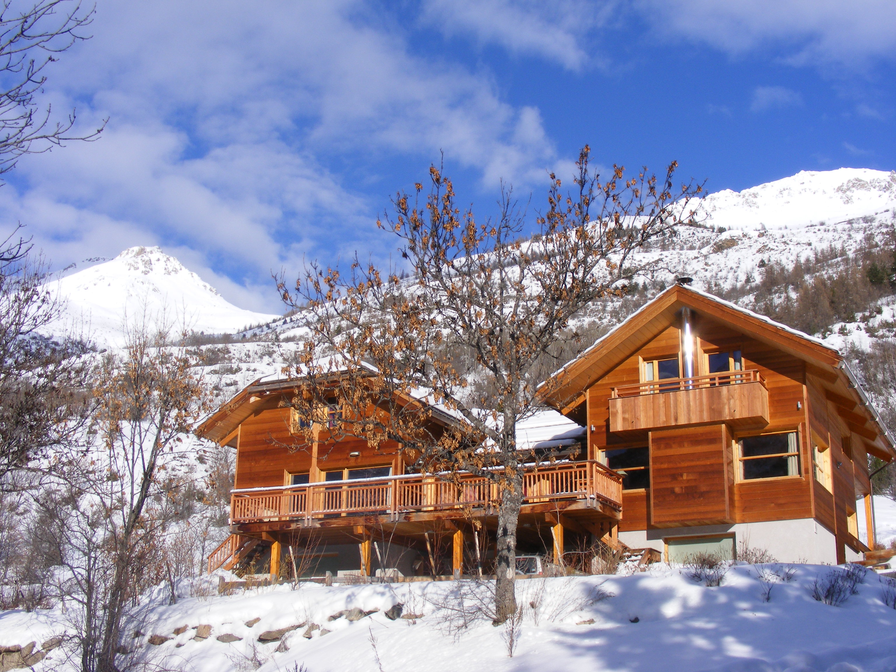 Location Chalet Luxe Serre Chevalier pied des pistes spa ...