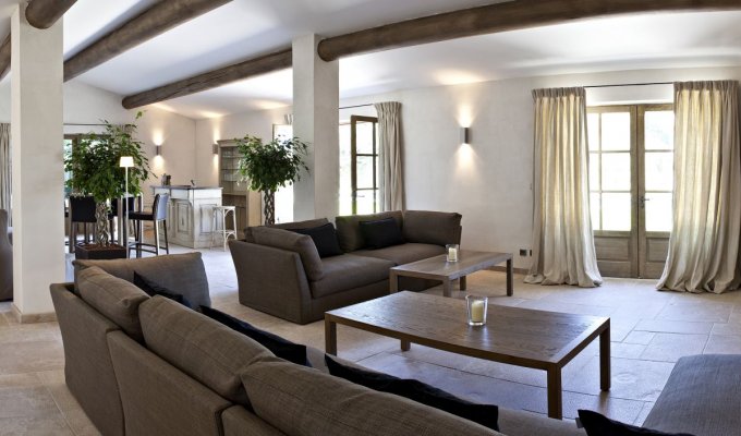 Provence location villa luxe Luberon avec piscine privee chauffee hammam jacuzzi