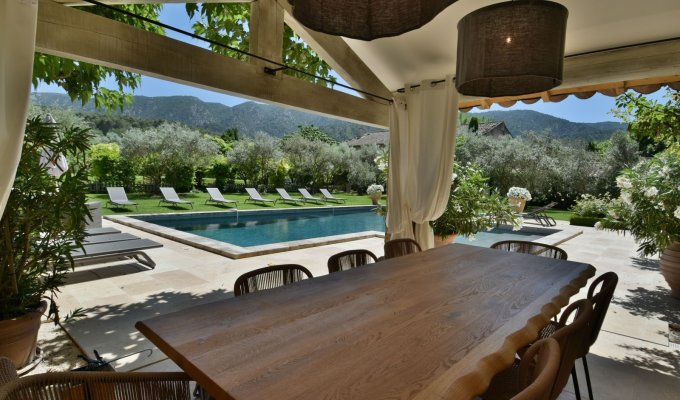Provence location villa luxe Luberon avec piscine privee chauffee & personnel