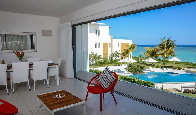 Location Appartement Flic en Flac en front de mer avec piscine et vue sur l’océan 