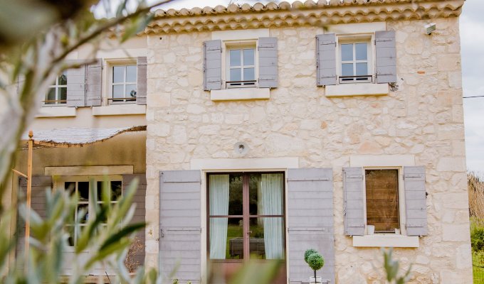 Alpilles Fontvielle location villa luxe Provence avec piscine privee