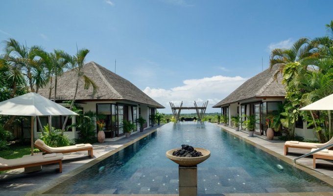 Indonesie Bali Location Villa Canggu avec jacuzzi et personnel