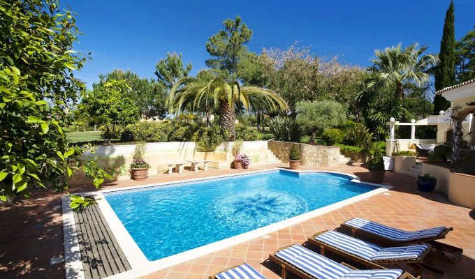Location Villa Luxe Portugal Quinta do Lago avec piscine chauffée et vue sur le golf, Algarve