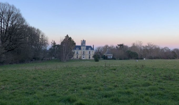 Pays de la Loire Location Chateau Cholet pour groupe avec piscine à 45 minutes du parc du Puy du Fou et du Parc Terra Botanica
