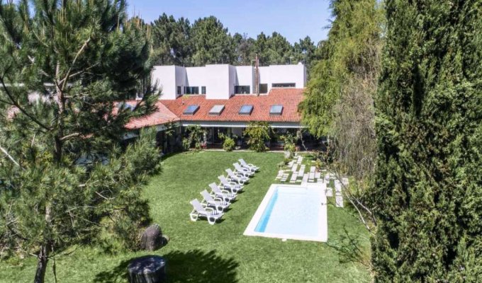 Location Villa Aroeira avec piscine privée sur le parcours de Golf, Cote Lisbonne