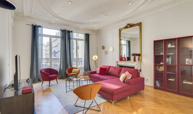 Location Appartement Luxe Paris Champs Elysees avec Sauna