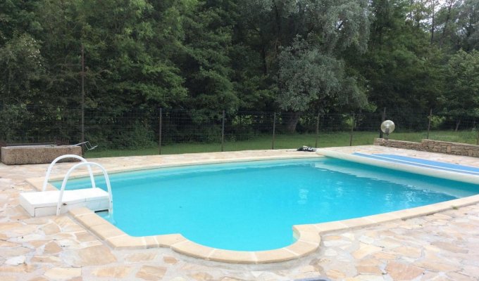 Location maison vacances Ardennes piscine plein air chauffée cheminée