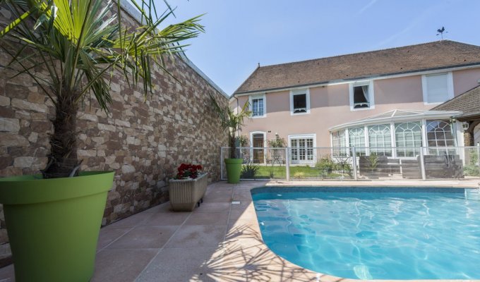 Location Maison vacances Champagne avec piscine extérieure chauffée Epernay proche vignobles