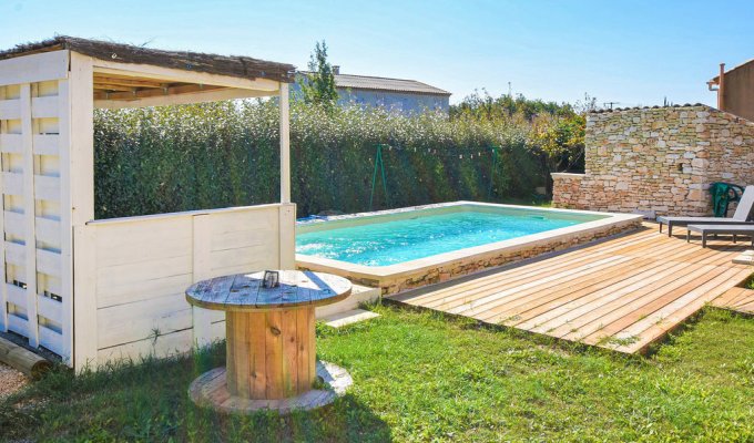 Location Maison Saint-Saturnin-Lès-Apt avec piscine privée