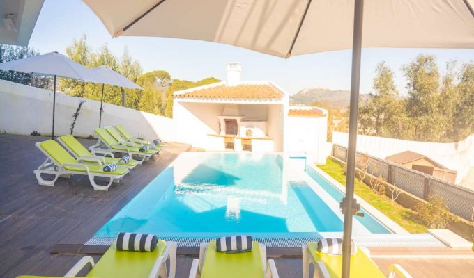 Location Villa Setubal avec piscine privée, jacuzzi et salle de jeux, Cote Lisbonne