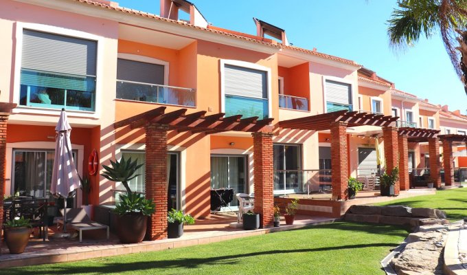 Location Villa Albufeira avec piscine commune et proche des plages, Algarve