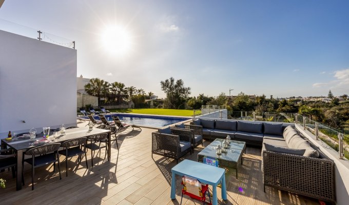 Location Villa Luxe Algarve Carvoeiro avec piscine chauffée et à 1km de la plage