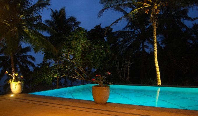 Location Villa Sri Lanka bord de mer à Dikwella avec piscine privée et personnel