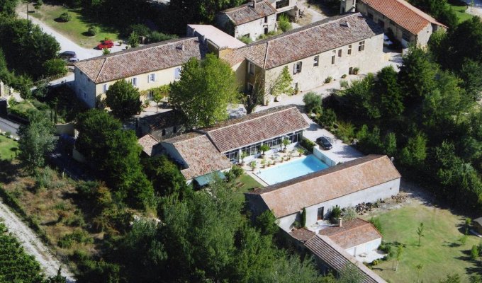 Avignon location villa luxe Provence avec piscine privee réceptions mariage