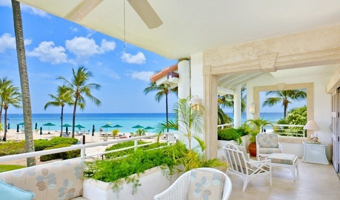 Location luxueux appartement Ile de la Barbade sur la plage piscine cote ouest 