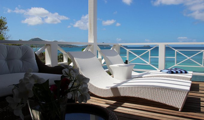 Location villa à la Grenade sur l'ile de Carriacou - villa sur la plage avec piscine privée - Caraibes -