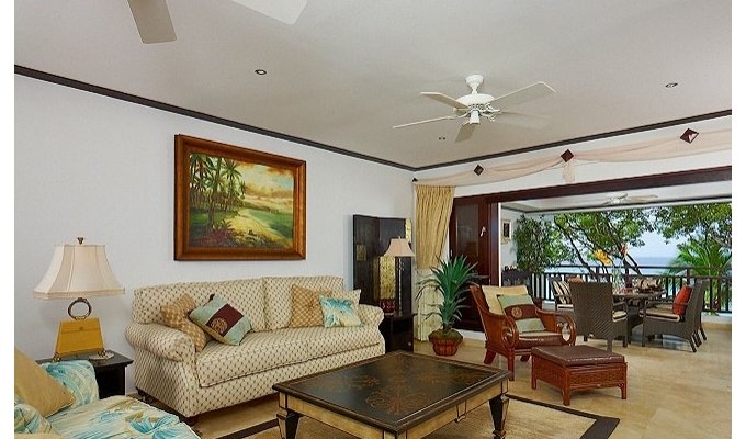 Location Ile de la Barbade luxueux appartement sur la plage terrasse privée et jacuzzi