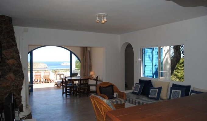 Location Villa Ibiza Piscine Privée Bord de Mer Cala Conta Iles Baléares Espagne