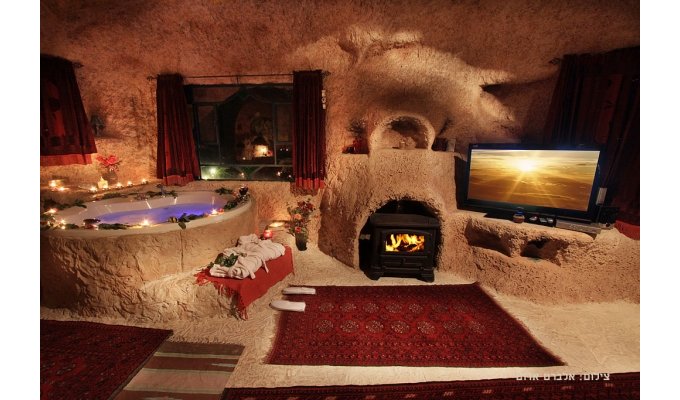 Israel Location Vacances Zimmer dans un cadre exceptionnel de grottes donnant sur le Lac de Tiberiade