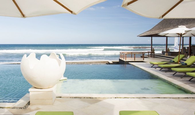 Location Villa de Luxe sur la plage Saba près de Sanur - Bali