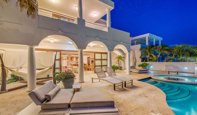 Location Villa de Luxe sur la plage avec piscine privée - Shore Pointe - Sint Maarten - Cupecoy - Dutch Low Lands - Caraibes - Antilles Neerlandaises