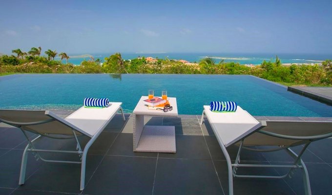 Saint Martin Location Villa de luxe avec vue sur la plage de Baie Orientale - Caraibes - Antilles Françaises