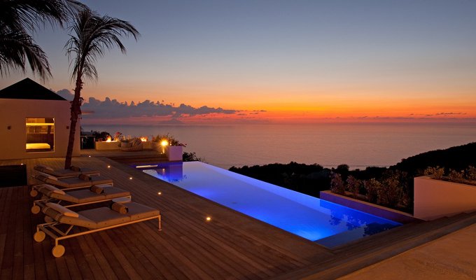 Villa de Luxe avec piscine privée entre les plages de Shell et du Gouverneur, offrant une vue panoramique sur la mer des Caraïbes - Services exclusifs et inclus de l’Hôtel Eden Rock