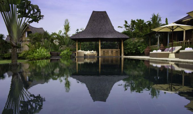 Location Villa Canggu Bali avec piscine privée et personnel proche de la plage