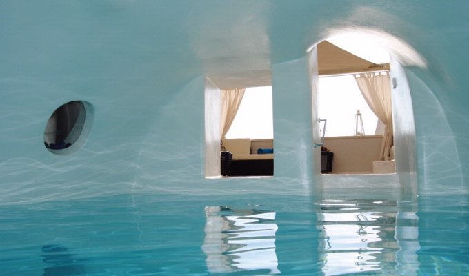 Location Villa de Luxe Santorin, avec piscine chauffée intérieure, Idéale pour Lune de Miel