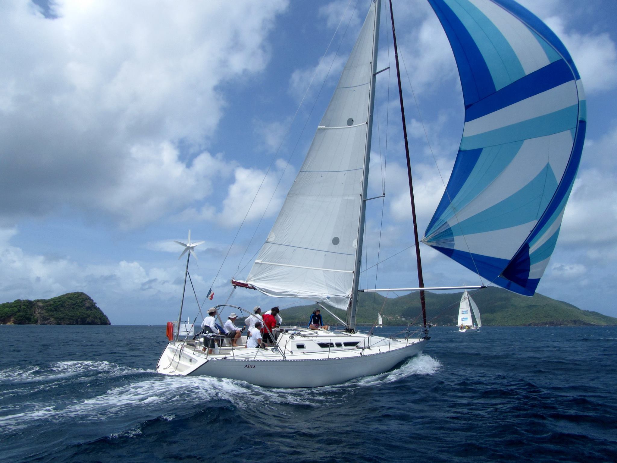 Croisiere 6 pers en Voilier + skipper aux Antilles départ Saint