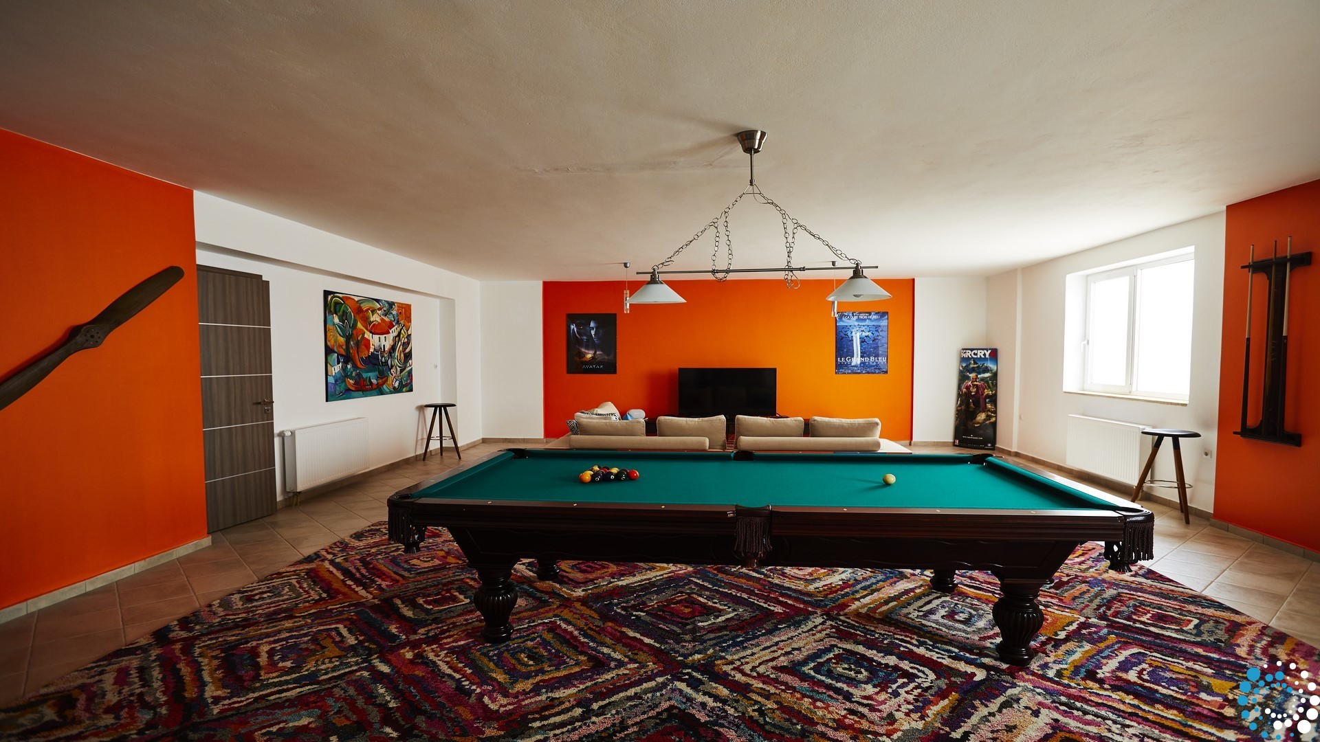 25 Villas de luxe avec une salle de jeux (billard, ping-pong, échecs)