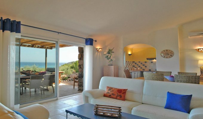 Location Vacances Villa Ste Lucie De Porto Vecchio Charme Classée 5* Piscine Partagee Jacuzzi Vue Mer En Corse Du Sud