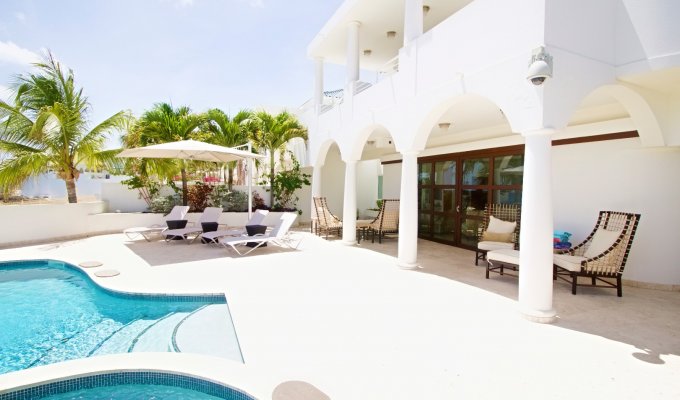 St Maarten Location Villa Cupecoy  Shore pointe Piscine Jacuzzi accès plage Cupecoy 