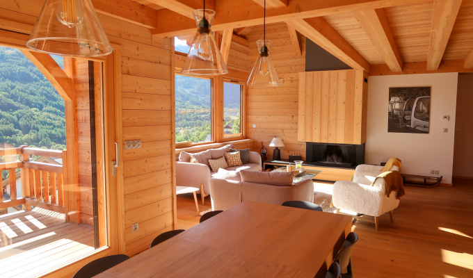 Location Chalet Luxe Serre Chevalier Alpes du Sud  pied des pistes sauna service de conciergerie