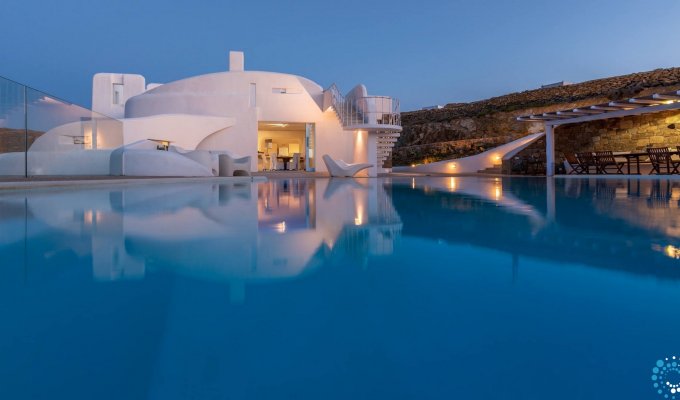Location villa Mykonos avec vue sur la mer et à 10 min de la ville de Mykonos