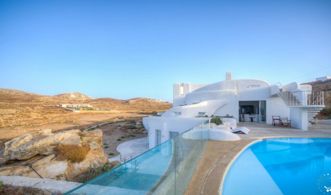 Location villa Mykonos avec vue sur la mer et à 10 min de la ville de Mykonos