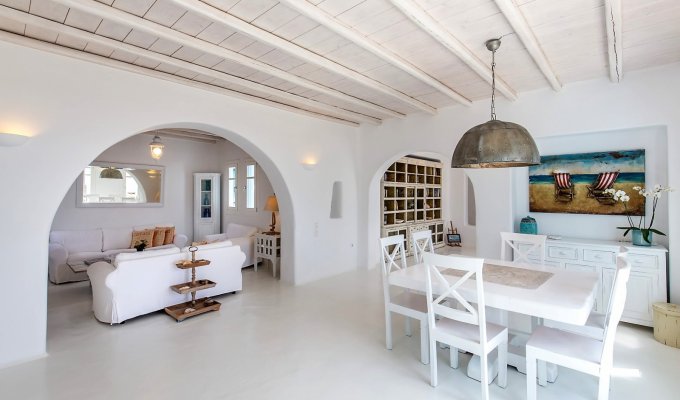 Location villa vacances Grece proche de la plage d'Agrari, Mykonos