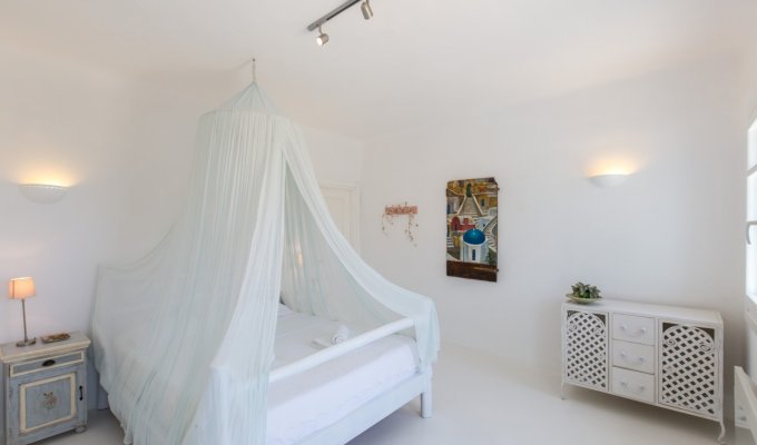 Location villa vacances Grece proche de la plage d'Agrari, Mykonos