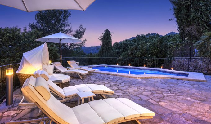 Location villa de luxe à Majorque avec piscine privée chauffée et vue sur la montagne à Pollensa (Îles Baléares)