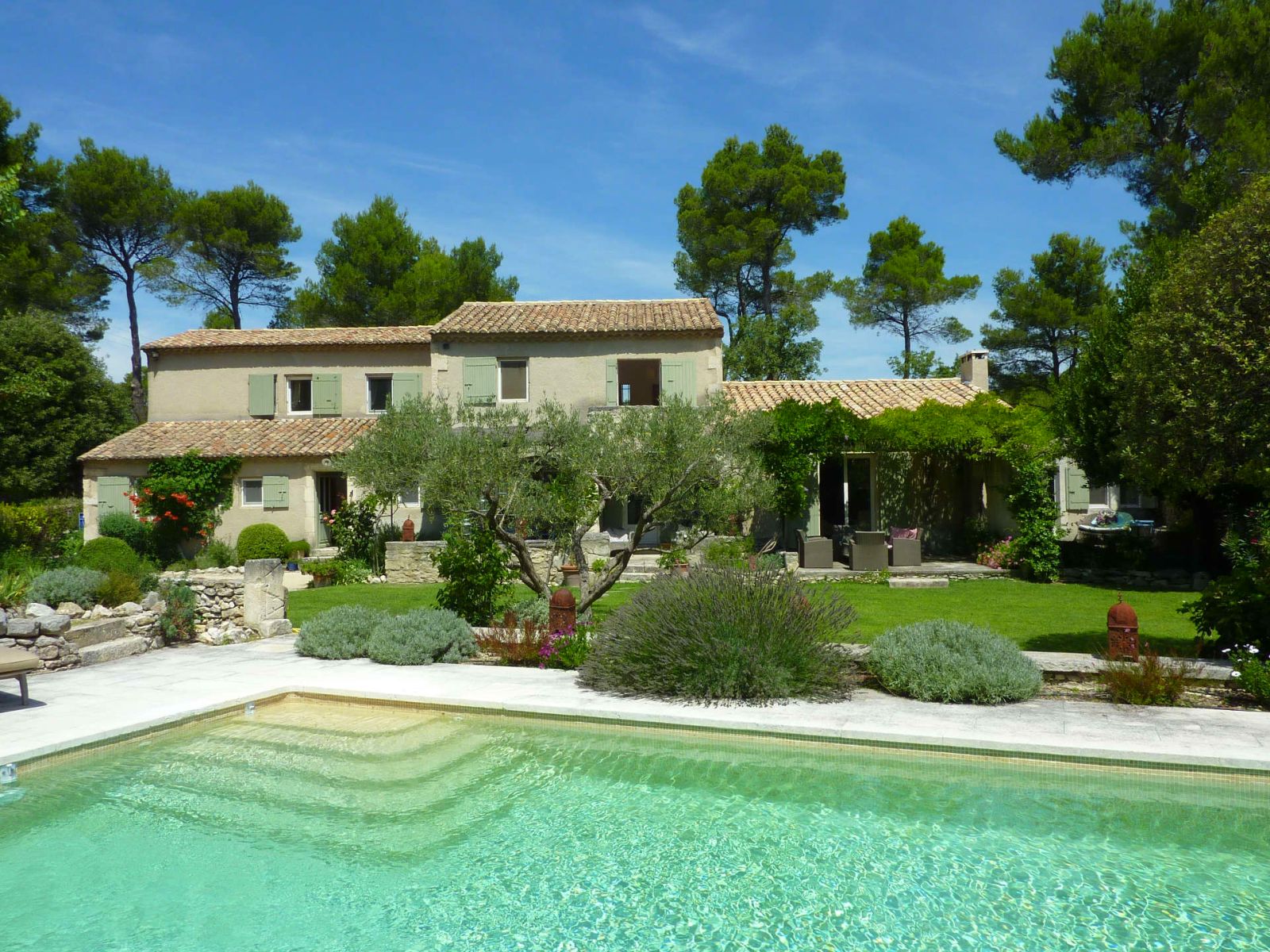 Location villa luxe Saint Remy de Provence piscine privee chauffee[....]