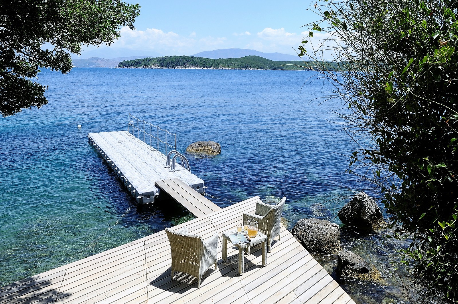 Location Maison En Grece Pieds Dans L eau Grece Location Villa Corfou bord de mer piscine privée