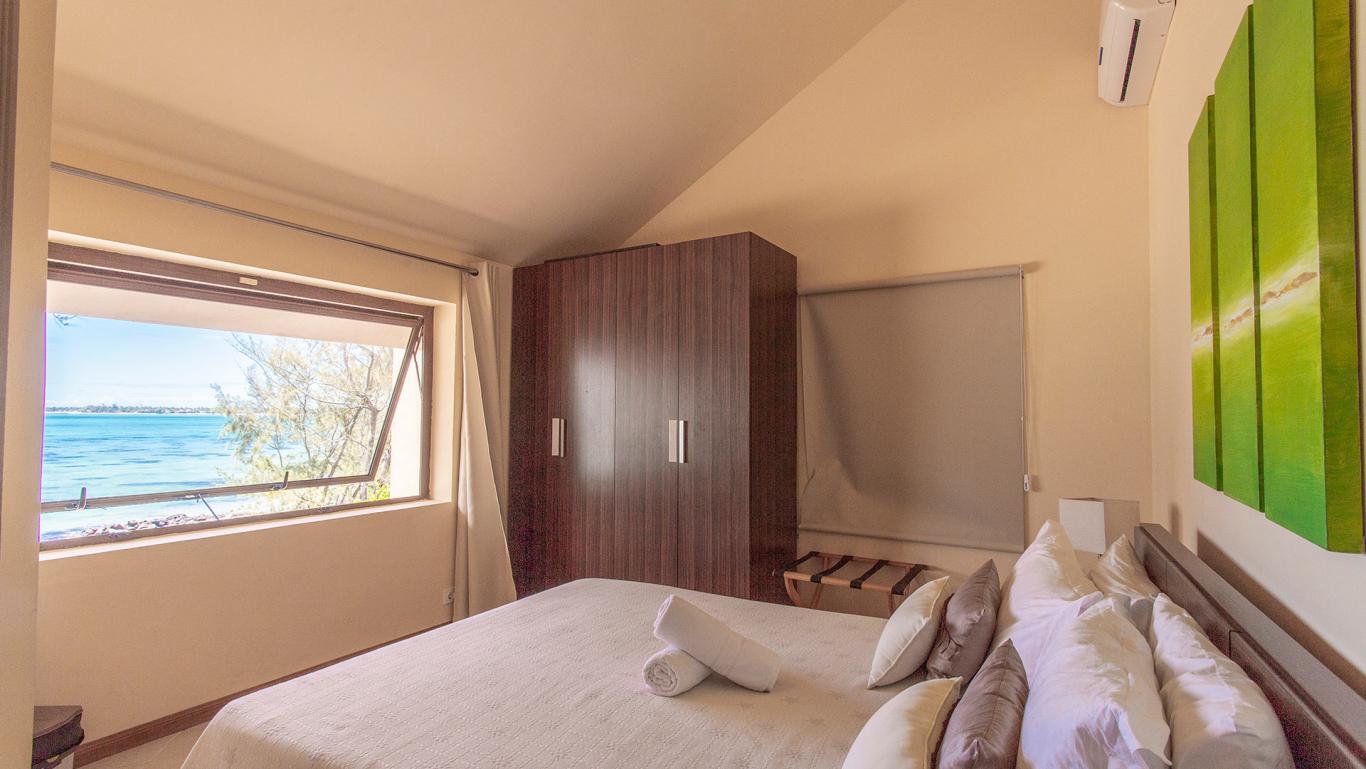 Location villa Ile Maurice pieds dans l'eau à Poste ...